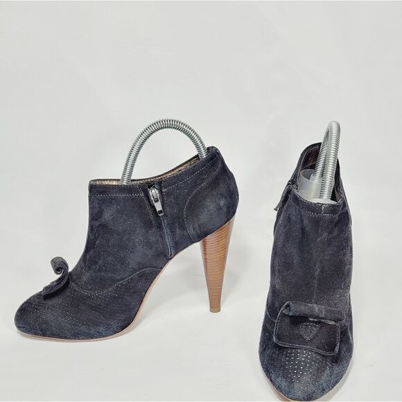 7 For All Mankind - Picture 8 of 16